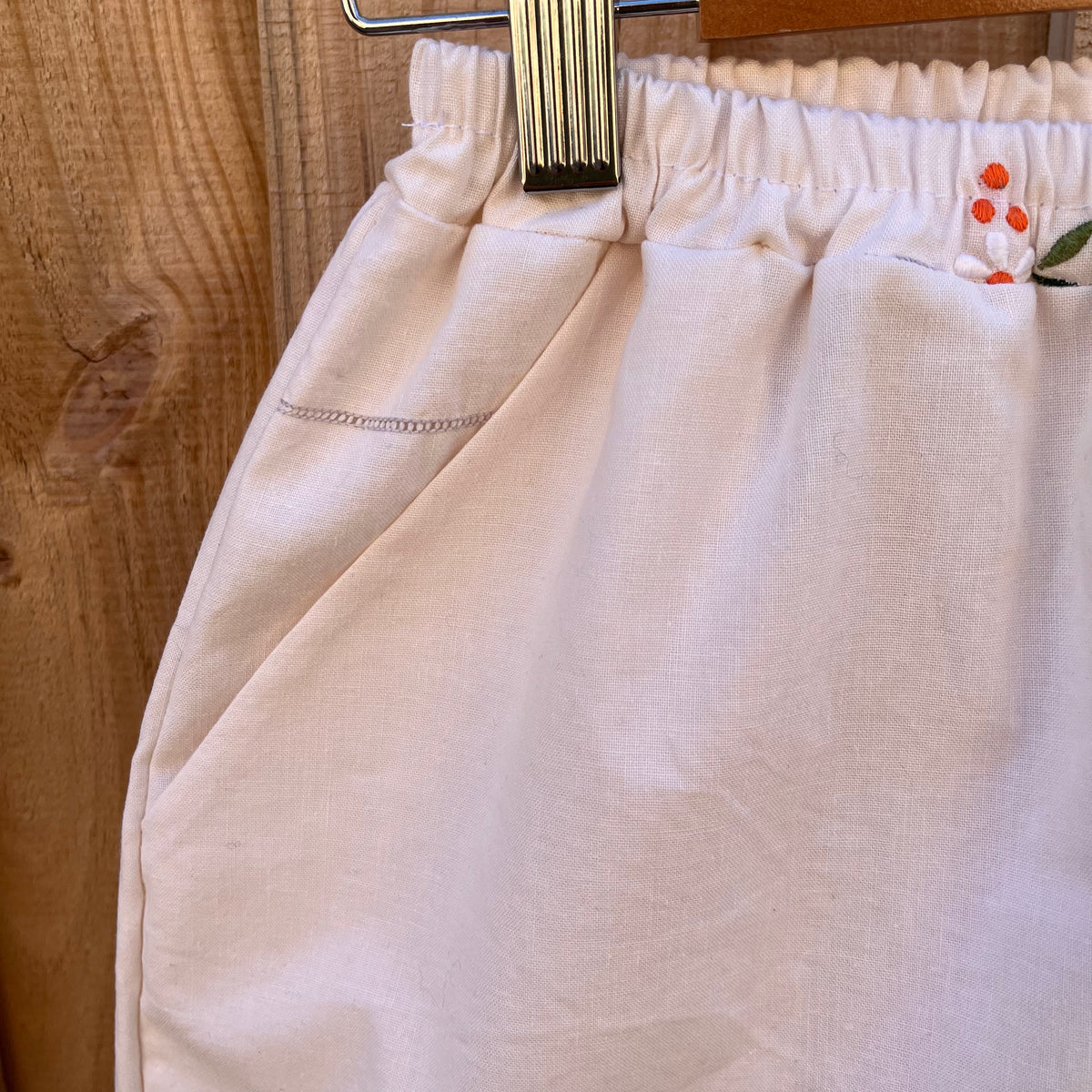Short Embroidered SIZE S